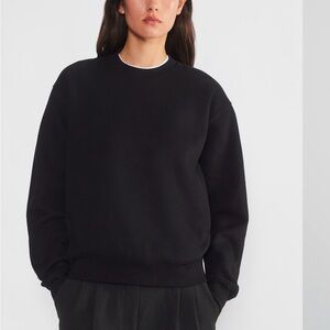 Aritiza TNA Black Women's crew neck sweatshirt